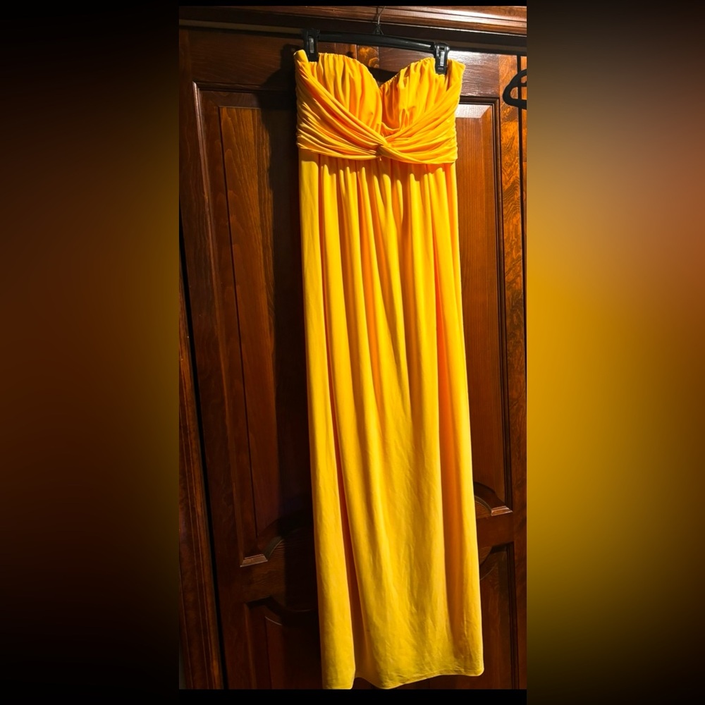 Jessica Simpson strapless dress